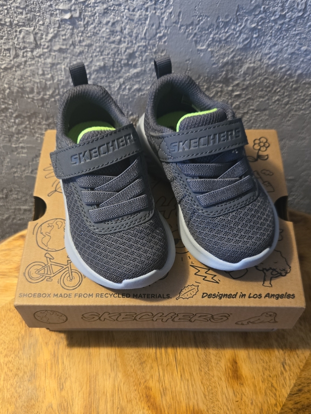 Skechers Boys "Bounder-Baronik" Sneakers In Size 5 (Baby)